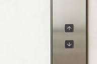 knopka v lifte