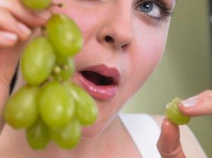 кушать виноград