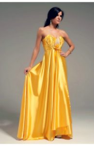 Вечернее желтое платье