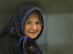 Старая женщина